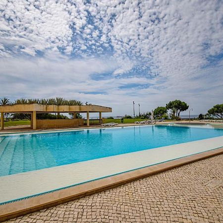 Stylish One Bedroom Apartment With Swimming Pool Кашкайш Екстер'єр фото